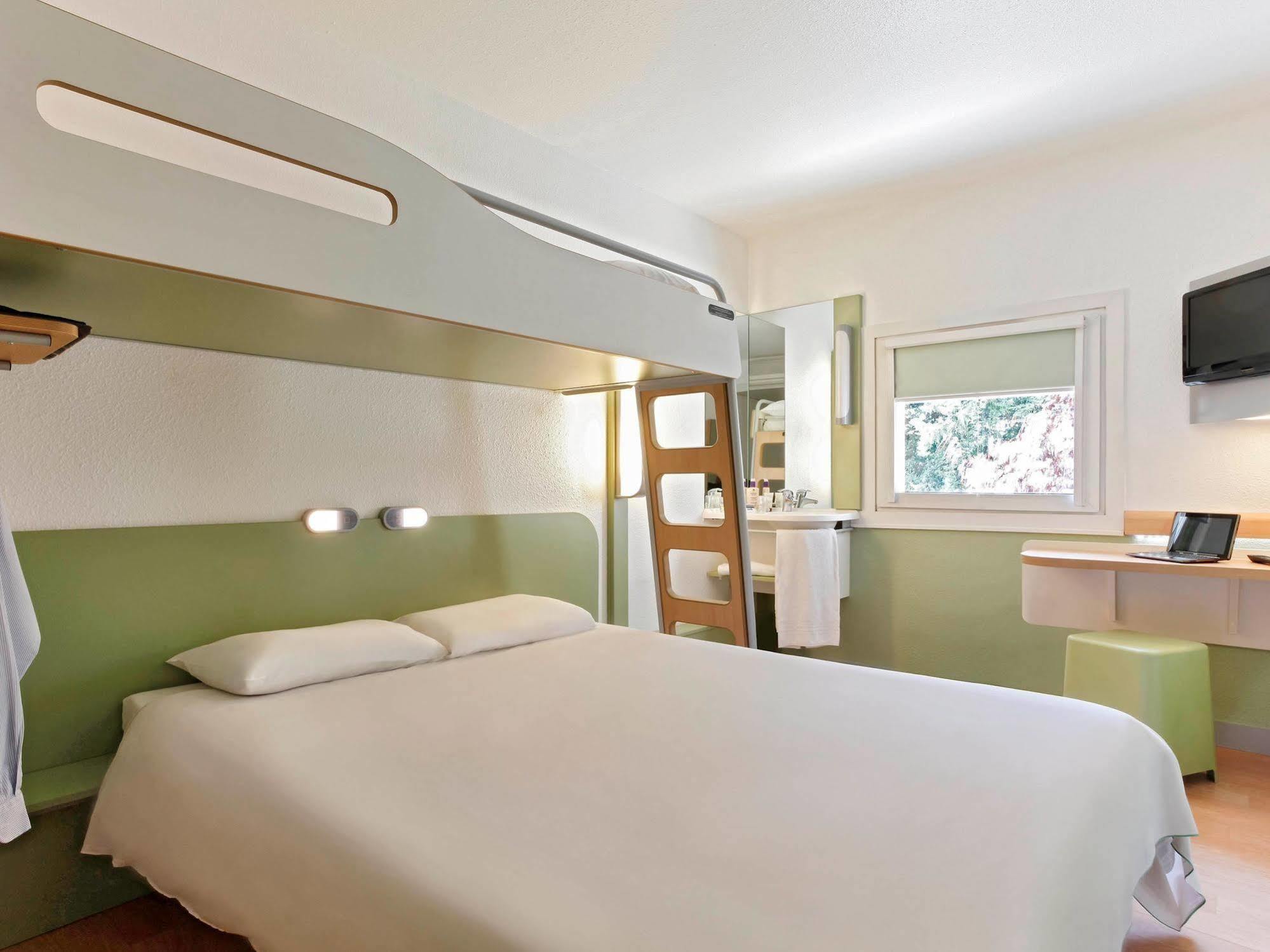 Ibis Budget Aix En Provence Est Le Canet Meyreuil Ngoại thất bức ảnh